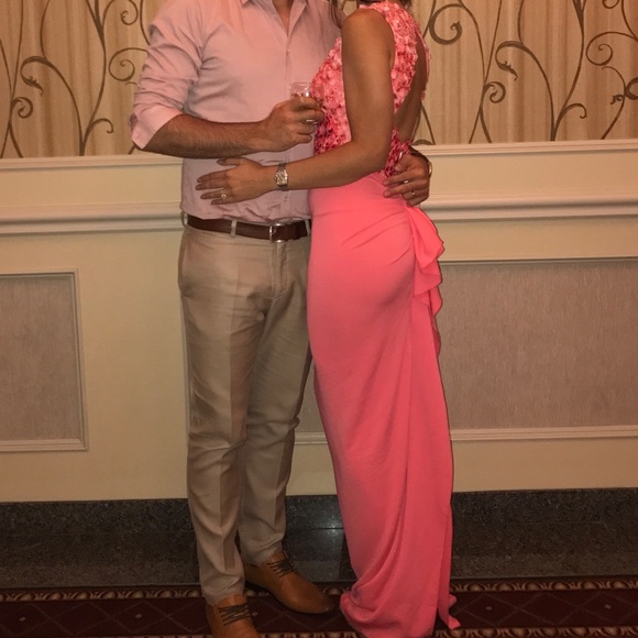 Dress - Picture 3 of 5